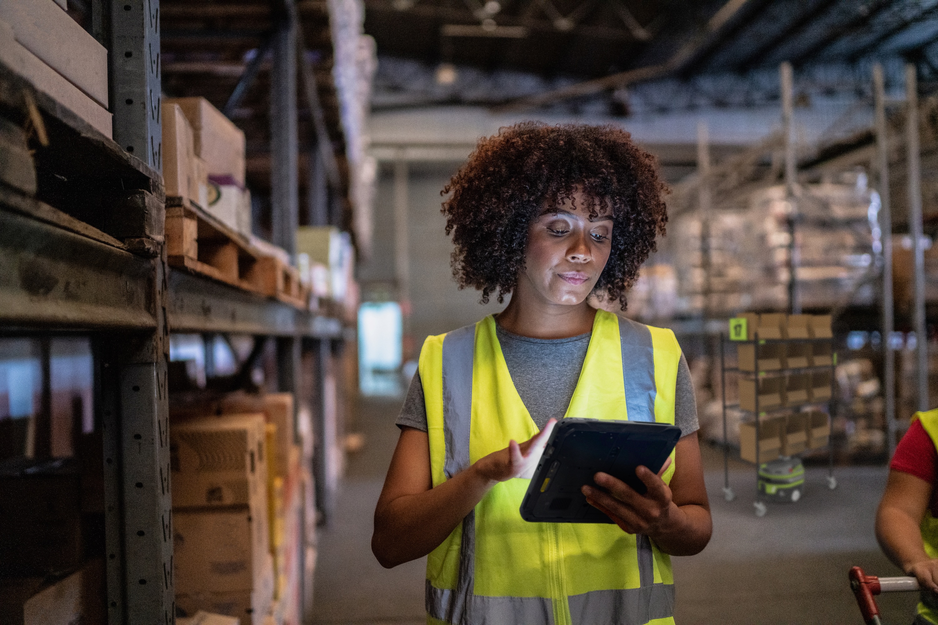 Warehouse worker with Zebra technology